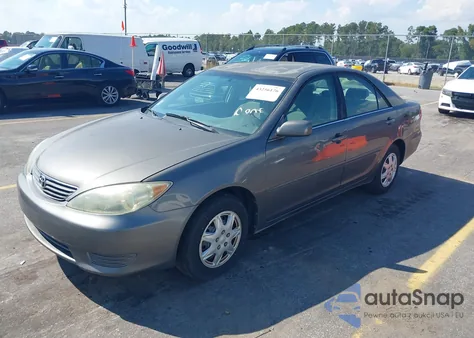2005 Toyota Camry Le from USA, damaged, VIN 4T1BE32K65U523562